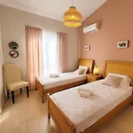 Large Comfortable 2 Bedroom Apartment 200Mbps Wifi